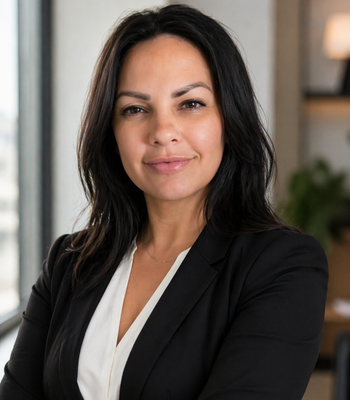 Portrait of Whitney Torres, REALTOR.
