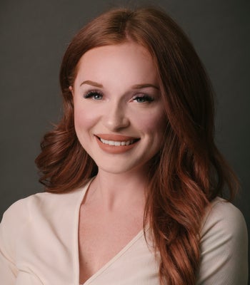 Portrait of Amber Hurst, REALTOR.