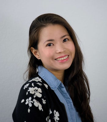 Portrait of Amy Woon, Realtor.